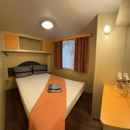 Mobile Homes - Melany Umag Camping