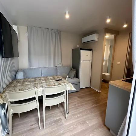 Parque de Campismo Mobile Homes - Melany Umag